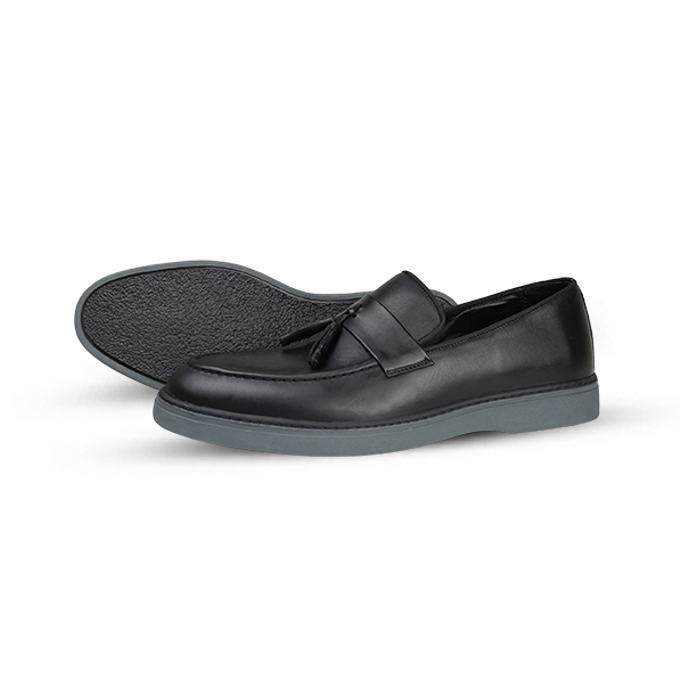 S28 - Mocassin en cuir